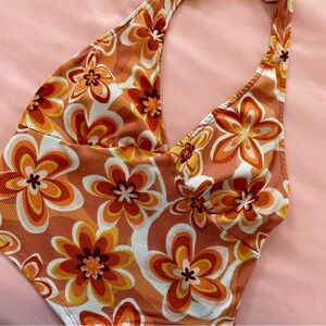 Vintage - Inspired Floral Print Halter Top - Rue 21 (M)